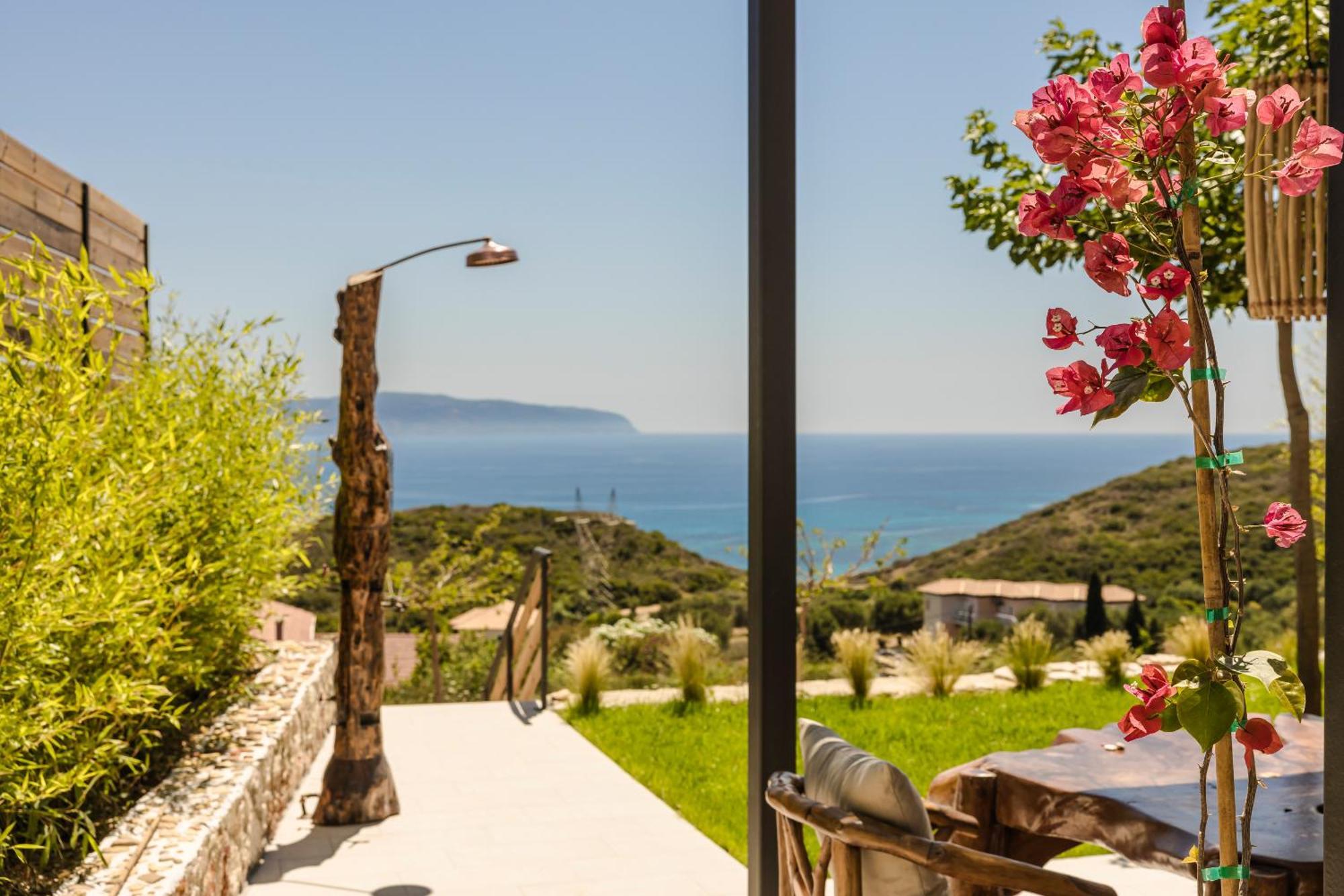 Hilaritas Luxury Suites Sea View, Private Pool & Jacuzzi Paradise Ratzaklíon Extérieur photo