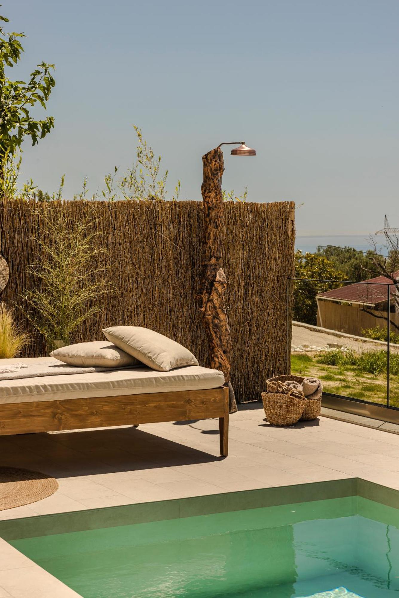 Hilaritas Luxury Suites Sea View, Private Pool & Jacuzzi Paradise Ratzaklíon Extérieur photo