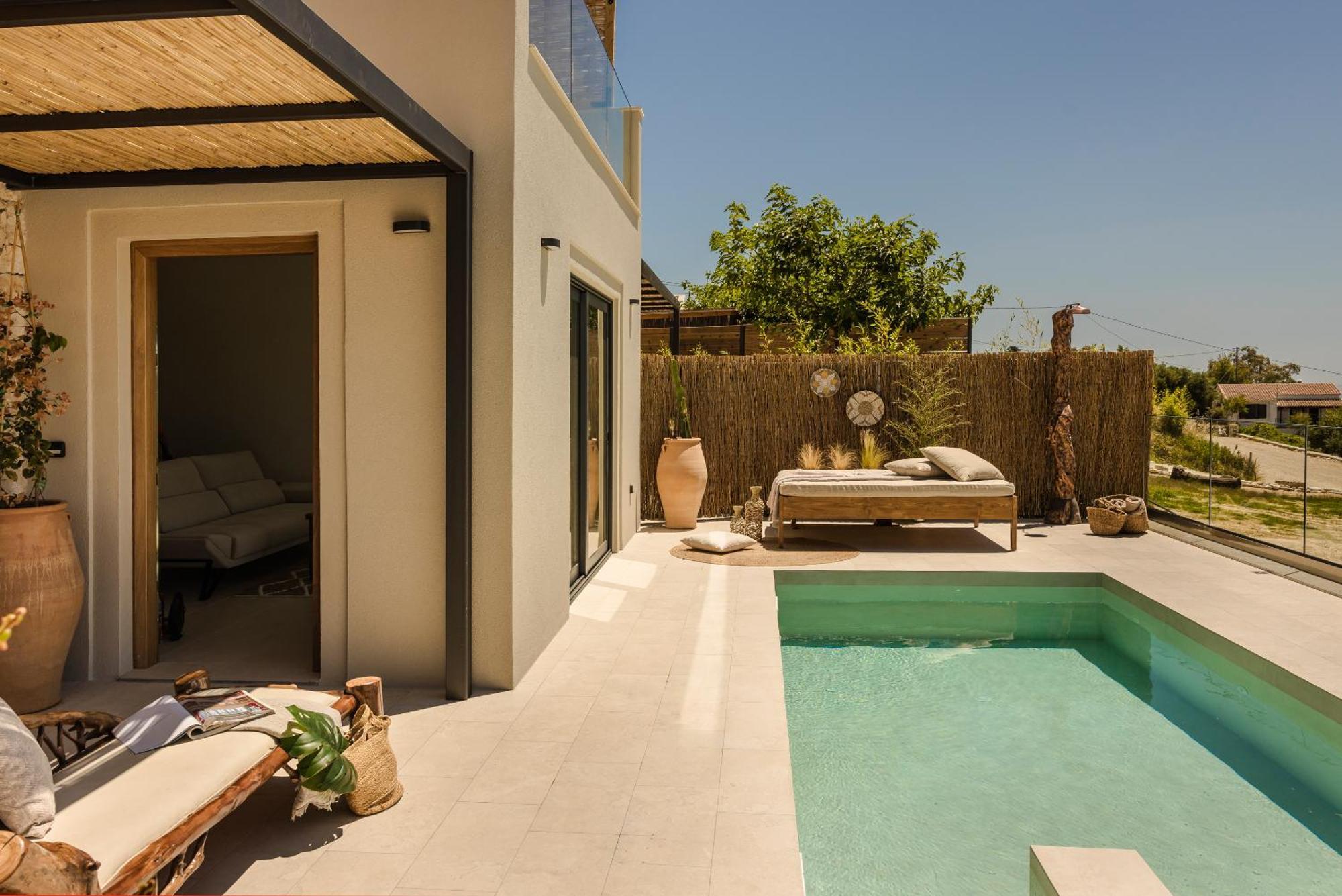 Hilaritas Luxury Suites Sea View, Private Pool & Jacuzzi Paradise Ratzaklíon Extérieur photo